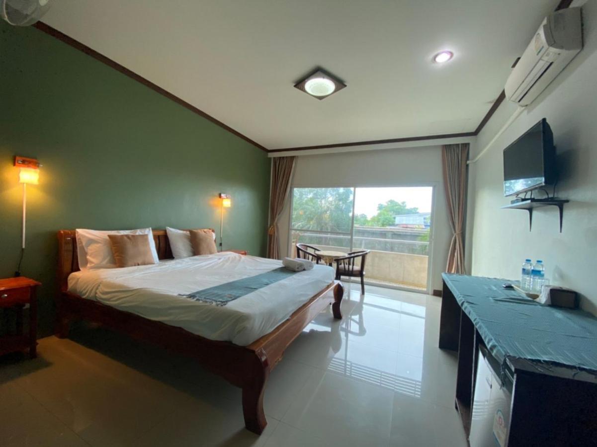 Mayuree Resort Udon Thani Esterno foto