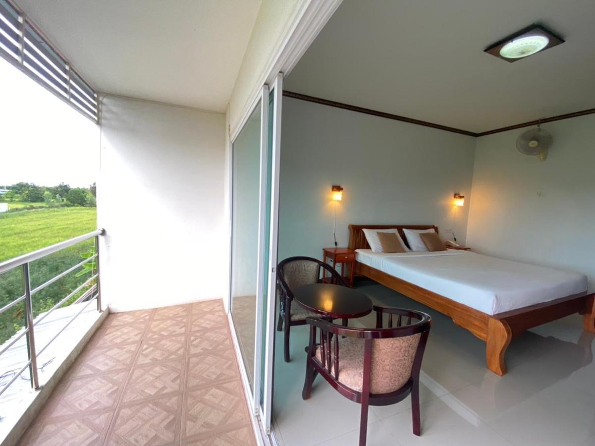 Mayuree Resort Udon Thani Esterno foto