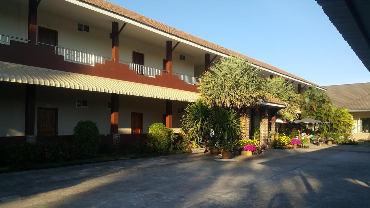 Mayuree Resort Udon Thani Esterno foto